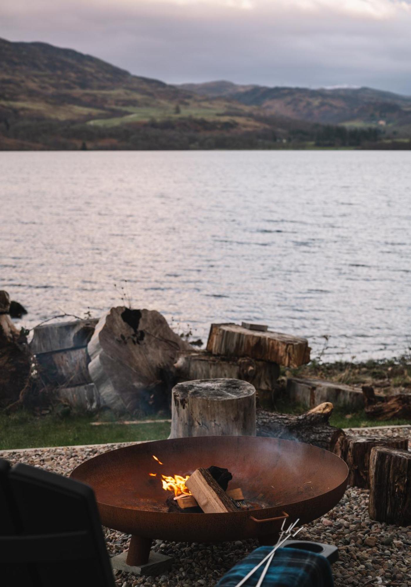 Shoreland Lodges - Cherry Lodge Fort Augustus Exteriör bild