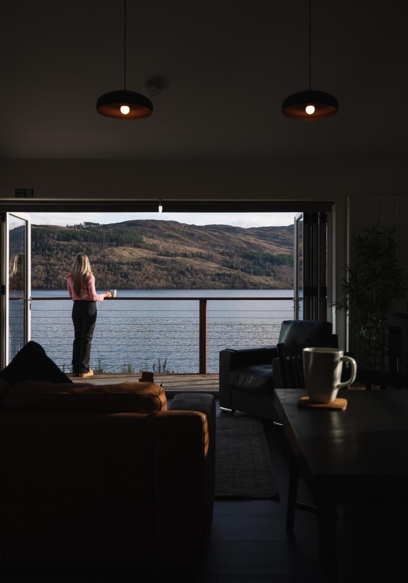 Shoreland Lodges - Cherry Lodge Fort Augustus Exteriör bild