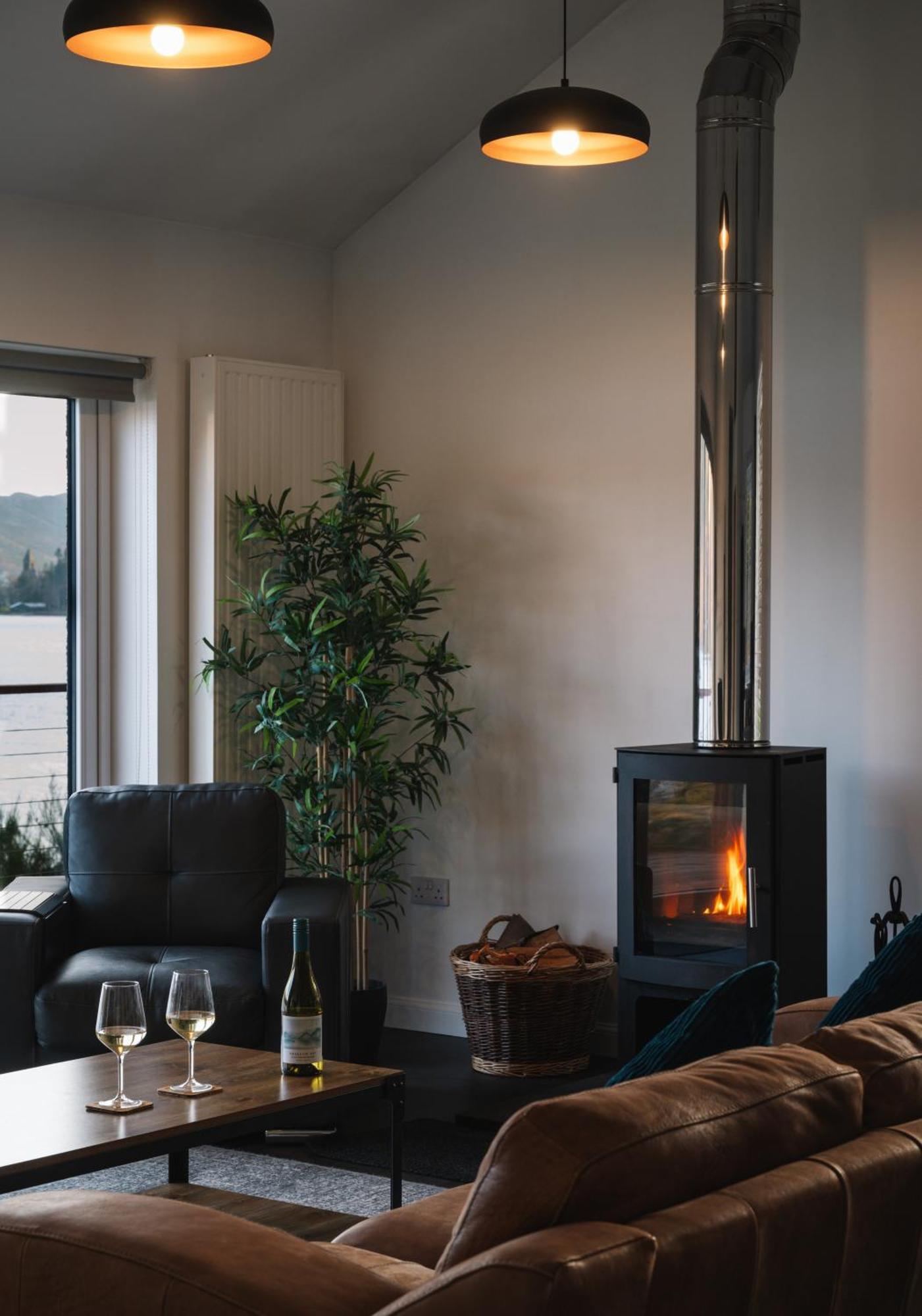 Shoreland Lodges - Cherry Lodge Fort Augustus Exteriör bild