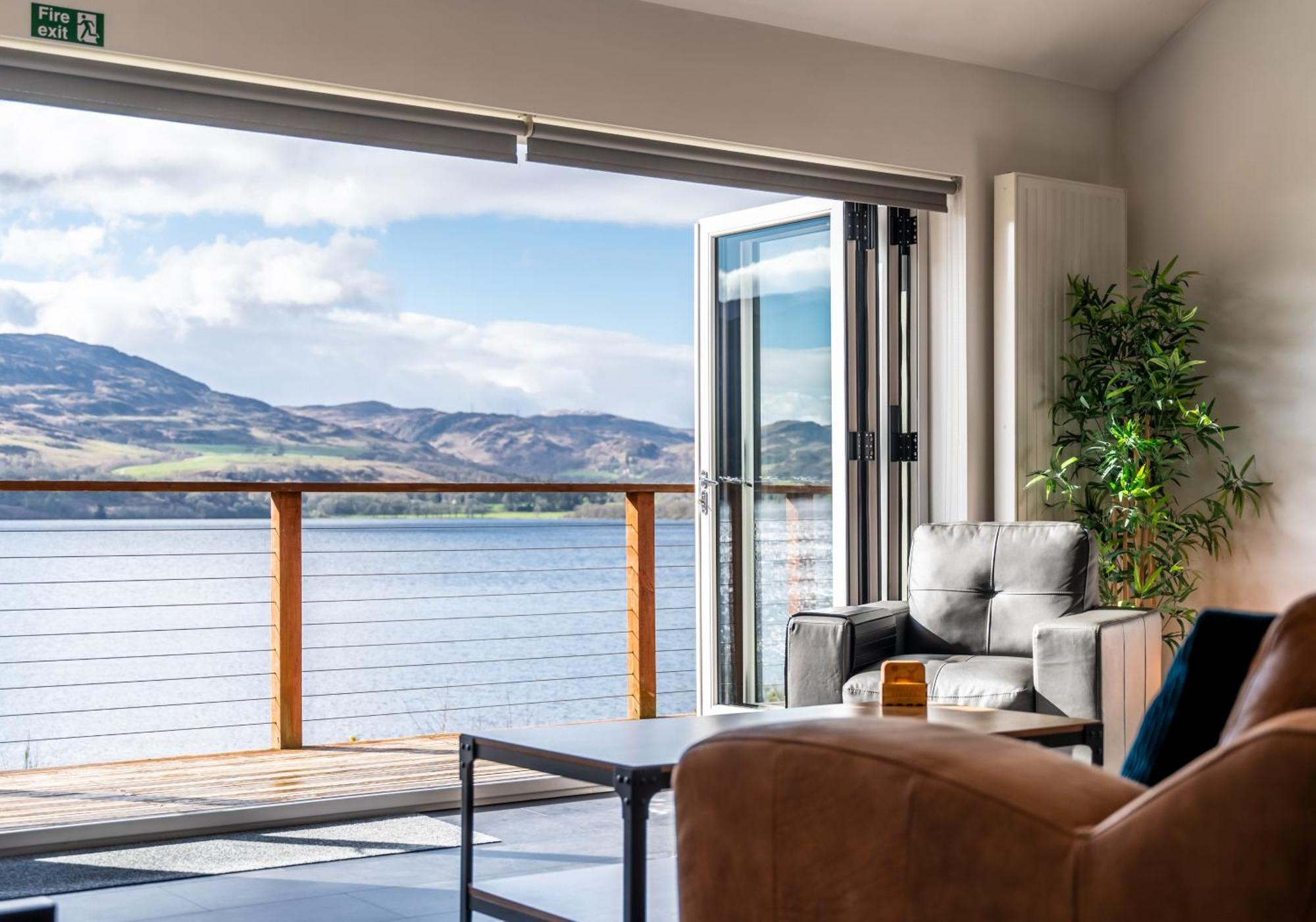 Shoreland Lodges - Cherry Lodge Fort Augustus Exteriör bild