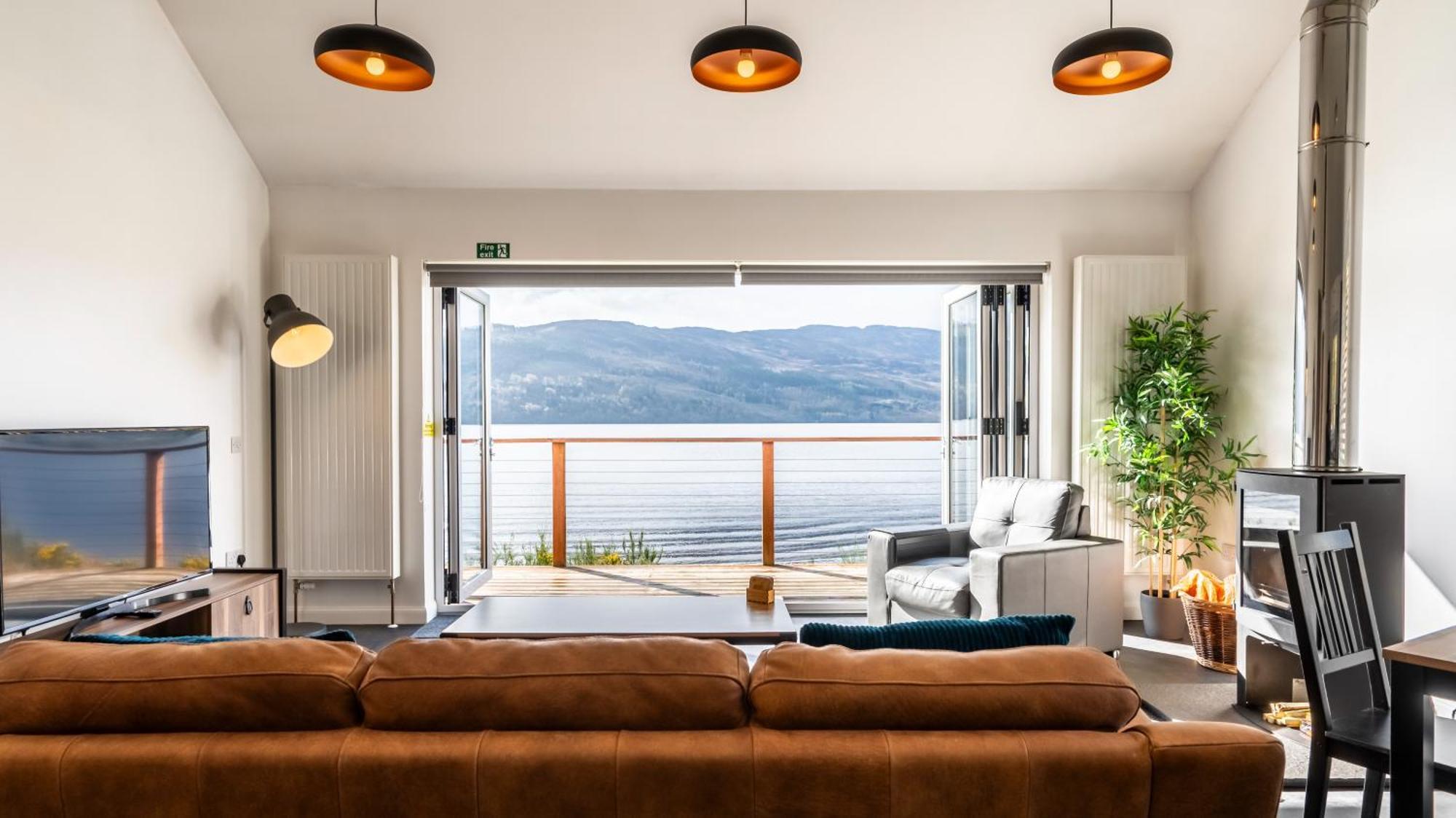 Shoreland Lodges - Cherry Lodge Fort Augustus Exteriör bild