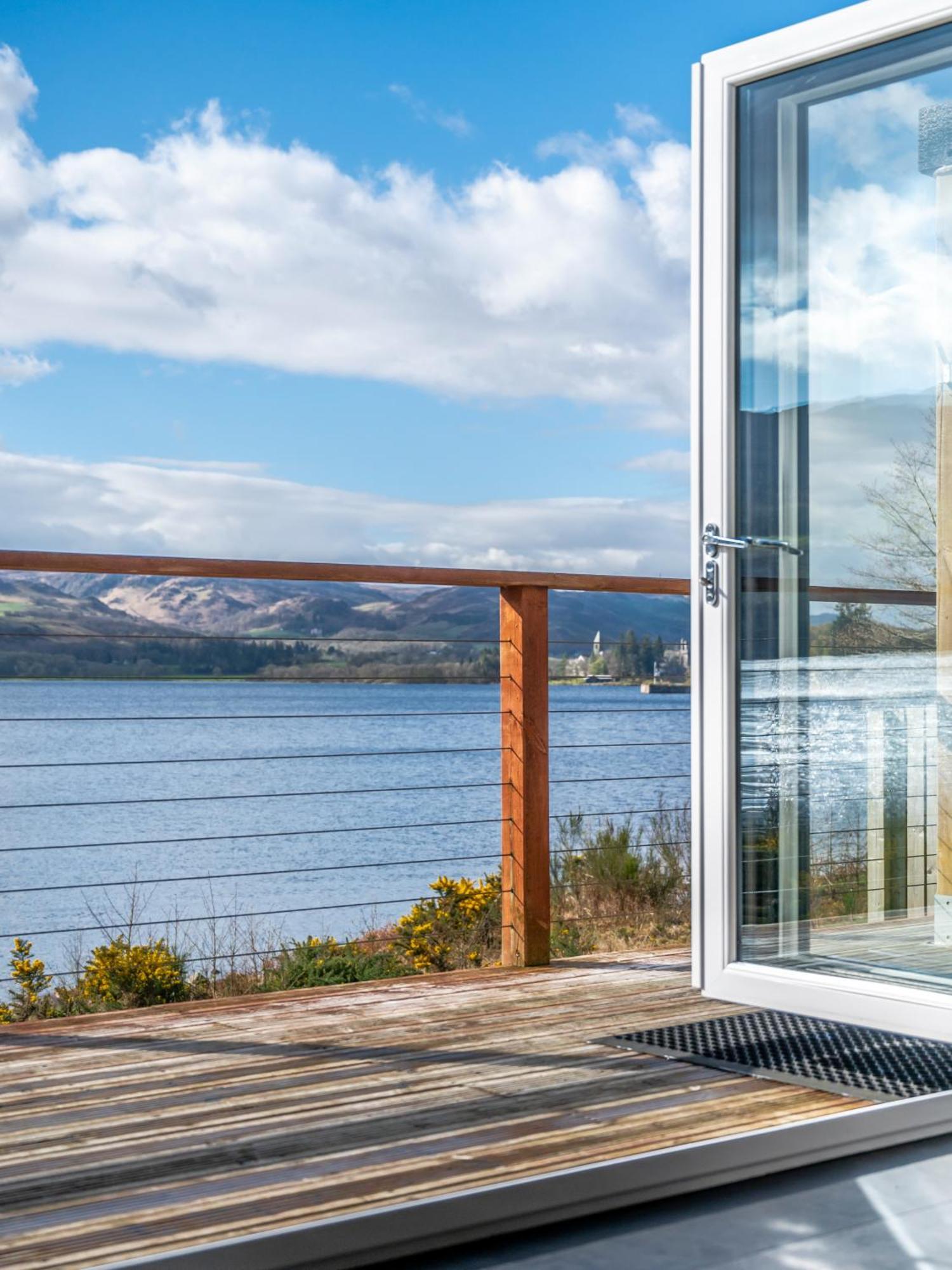 Shoreland Lodges - Cherry Lodge Fort Augustus Exteriör bild