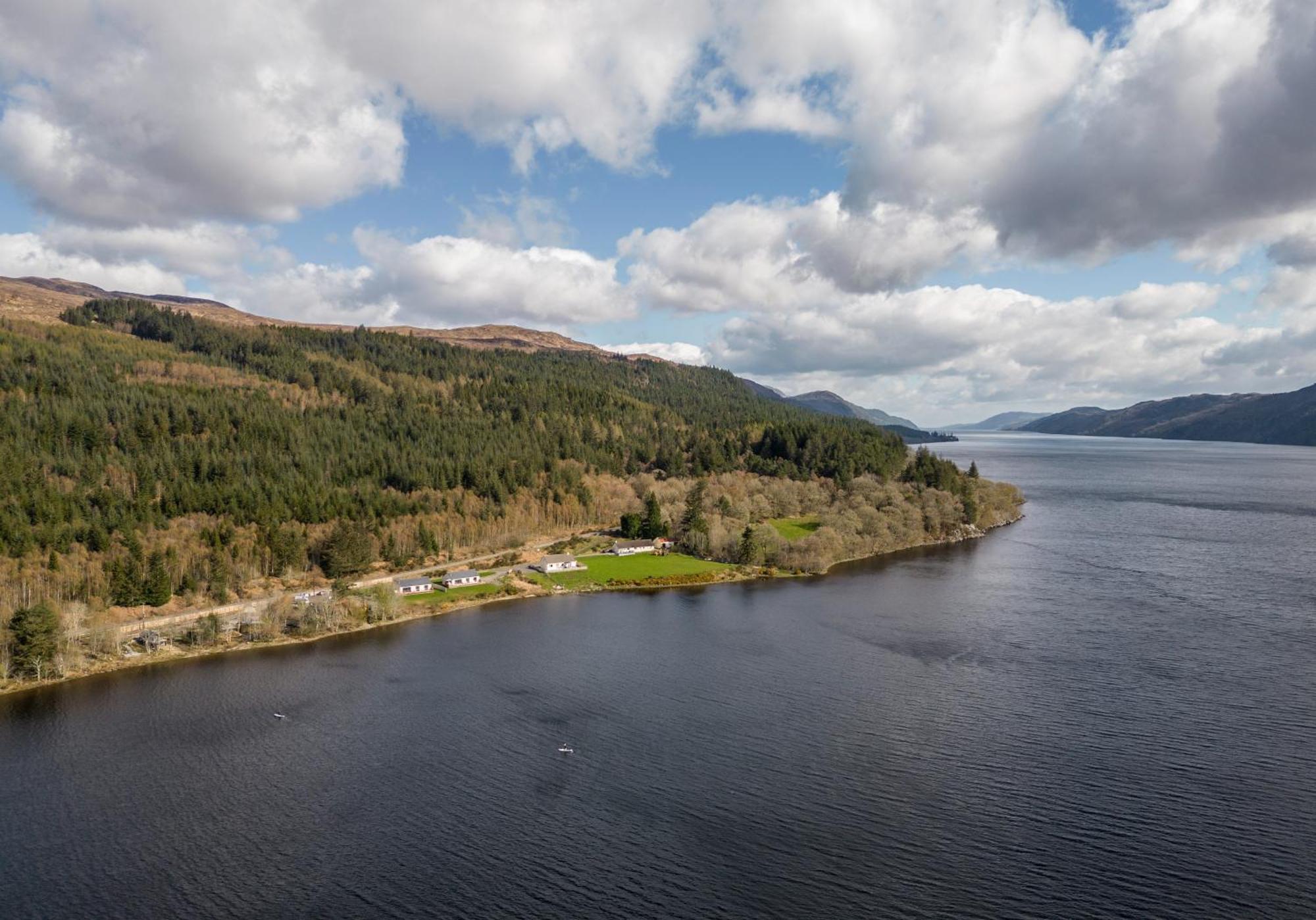 Shoreland Lodges - Cherry Lodge Fort Augustus Exteriör bild