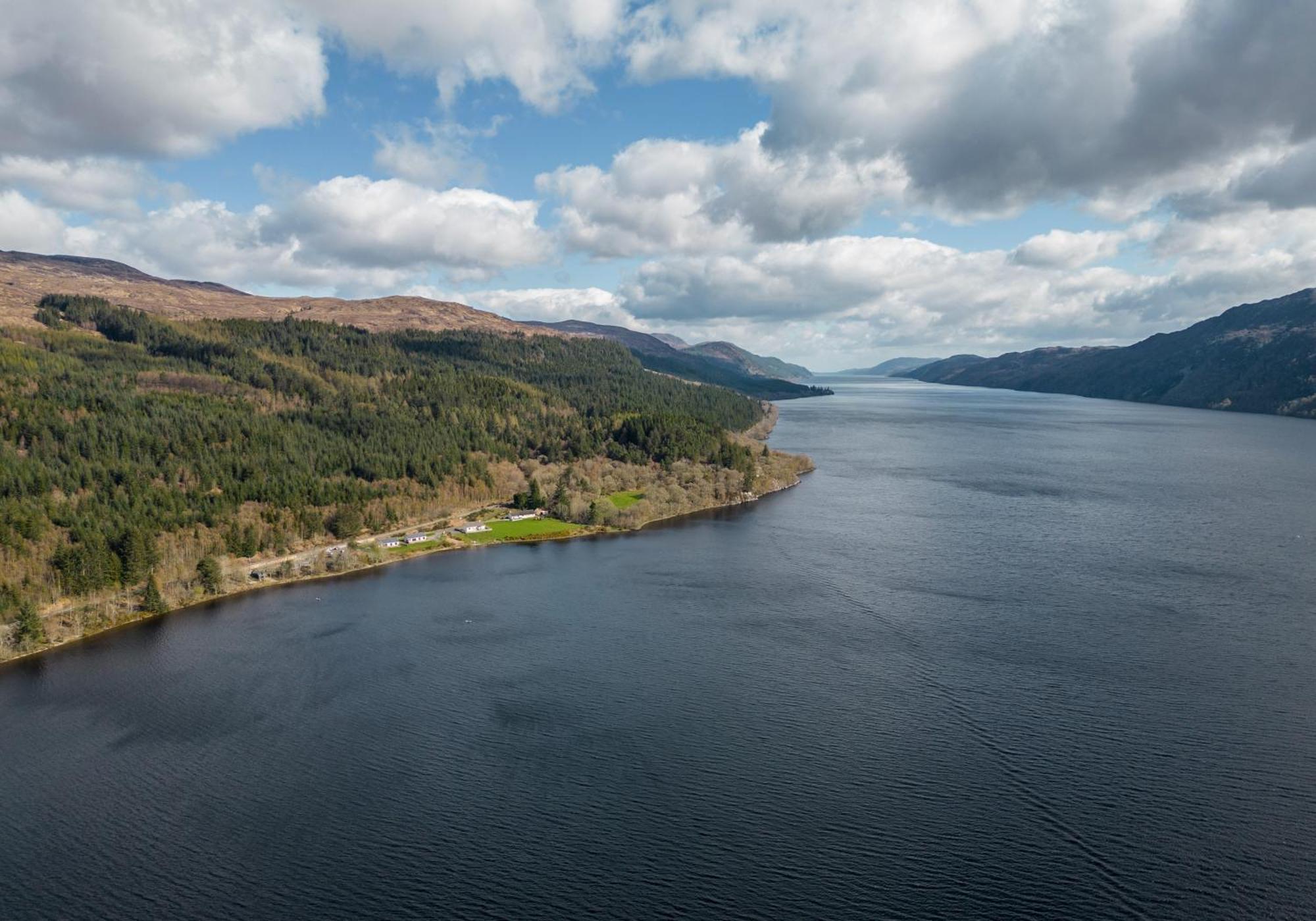 Shoreland Lodges - Cherry Lodge Fort Augustus Exteriör bild