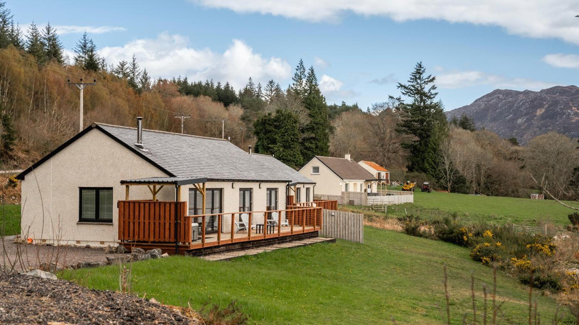 Shoreland Lodges - Cherry Lodge Fort Augustus Exteriör bild